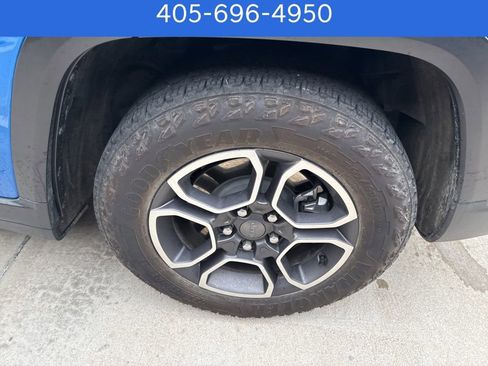 Used 2022 Jeep Grand Cherokee Trailhawk w/ Luxury Tech Group III image 6