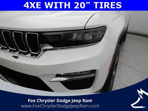 Used 2023 Jeep Grand Cherokee 4WD 4xe image 23