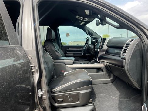 Used 2022 RAM 2500 Laramie w/ Night Edition image 19