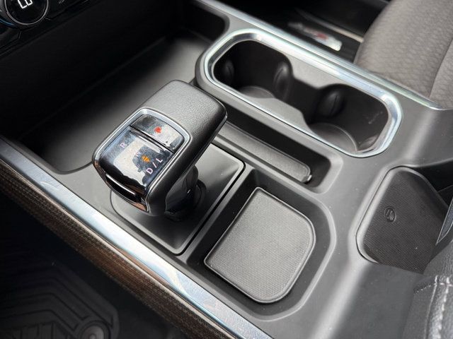 Used 2022 Chevrolet Silverado 1500 LT AWD/4WD image 26