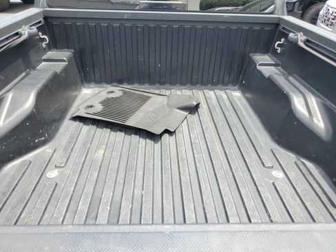 Used 2022 Toyota Tacoma SR5 image 7