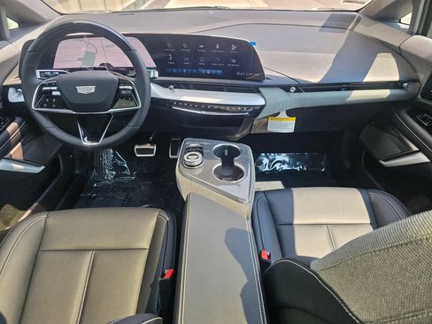 New 2026 Cadillac Optiq Luxury 1 AWD/4WD image 17