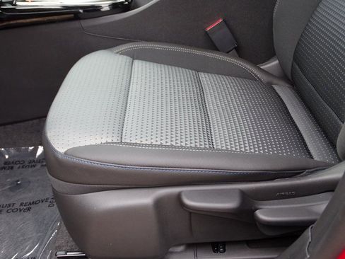 New 2026 Chevrolet Trax LT w/ Driver Confidence Package image 15