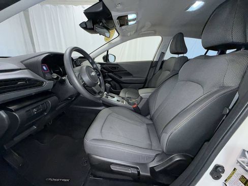 Used 2024 Subaru Crosstrek 2.0i Premium AWD/4WD image 11