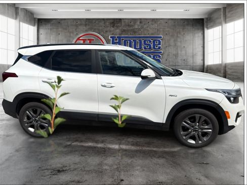 Used 2022 Kia Seltos S AWD/4WD image 4