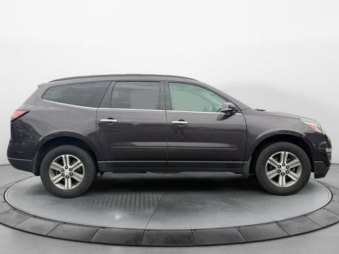 Used 2015 Chevrolet Traverse LT FWD image 1