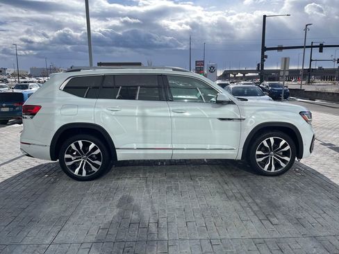 Used 2021 Volkswagen Atlas SEL Premium image 6