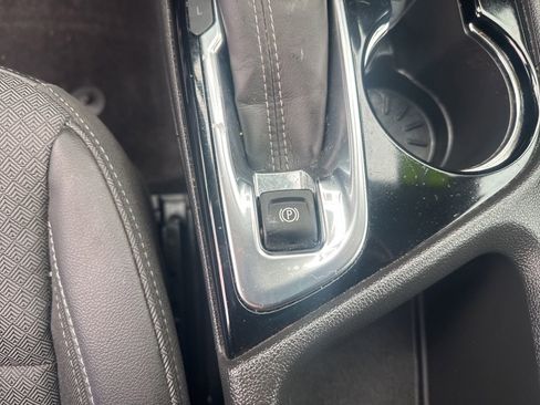 Used 2024 Buick Encore GX Preferred FWD image 26