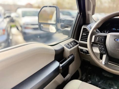 Used 2017 Ford F250 XL w/ STX Appearance Package image 27