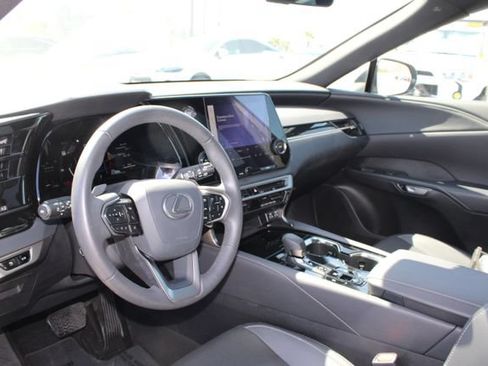 Certified 2025 Lexus RX 350 FWD w/ Technology Package image 12
