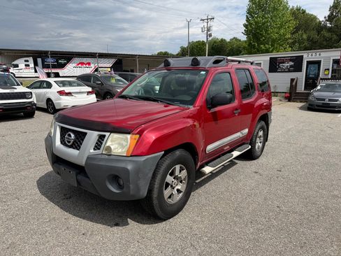 Used 2011 Nissan Xterra PRO-4X w/ Pro-4x Leather Pkg AWD/4WD image 1