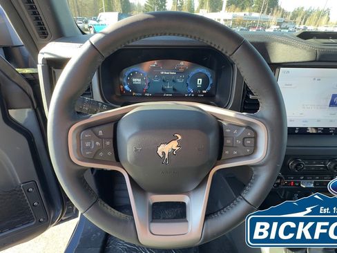 New 2025 Ford Bronco Badlands image 12