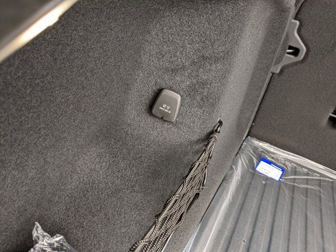 New 2026 Volvo XC60 B5 Ultra w/ Protection Package Premier image 28