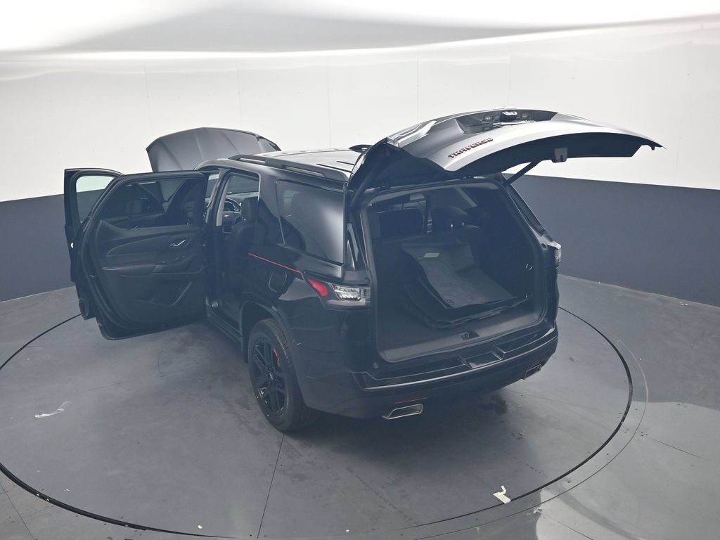 Used 2021 Chevrolet Traverse Premier w/ Redline Edition FWD image 42