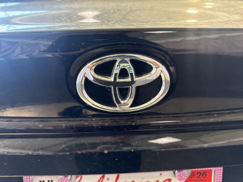 Used 2025 Toyota Corolla LE FWD image 14
