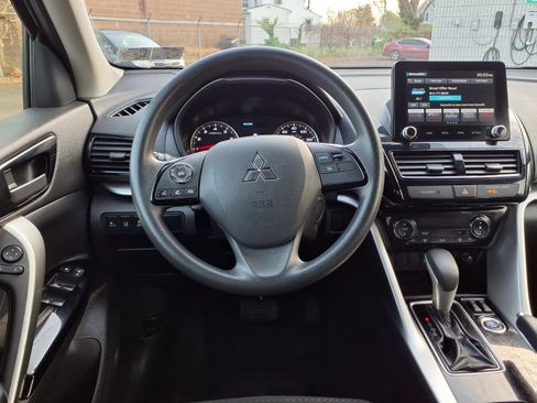 Used 2024 Mitsubishi Eclipse Cross LE AWD/4WD image 16