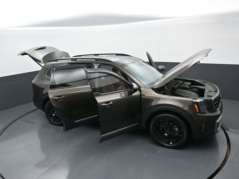 Used 2023 Kia Telluride SX X-Line AWD/4WD image 38