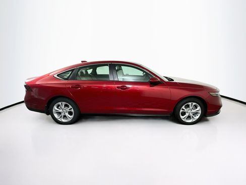 Used 2025 Honda Accord LX image 10