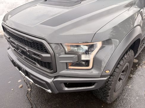 Used 2018 Ford F150 Raptor w/ Equipment Group 802A Luxury image 8