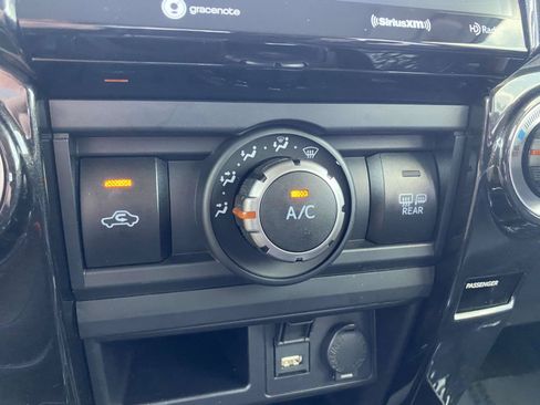 Used 2023 Toyota 4Runner TRD Off-Road Premium w/ Off Road Premium Plus Package AWD/4WD image 27