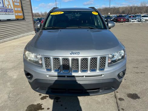 Used 2014 Jeep Compass Latitude image 2