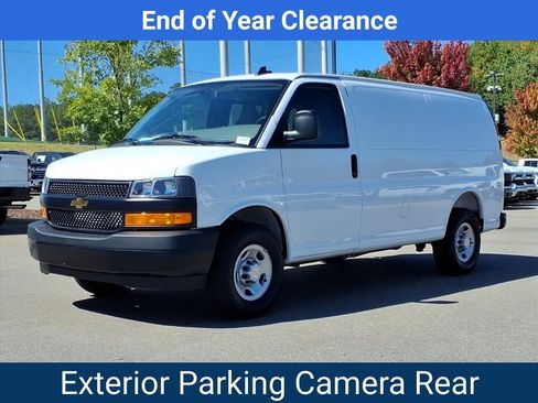New 2025 Chevrolet Express 2500 w/ Communications Package image 30