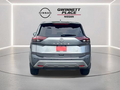 Certified 2023 Nissan Rogue SV FWD image 24