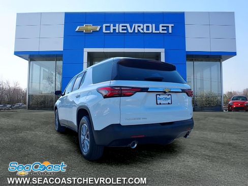 Certified 2023 Chevrolet Traverse LT w/ LPO, Floor Liner Package image 4