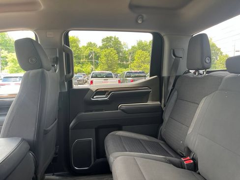 Used 2023 Chevrolet Silverado 1500 LT AWD/4WD image 17