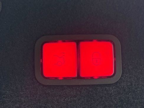 Used 2019 Mercedes-Benz S 560 Sedan image 19