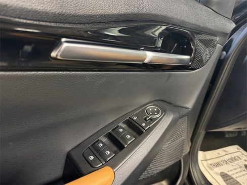Certified 2025 Kia Seltos EX w/ EX Sunroof Package image 14
