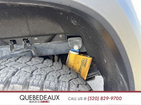 Used 2024 Chevrolet Colorado ZR2 w/ Technology Package image 4