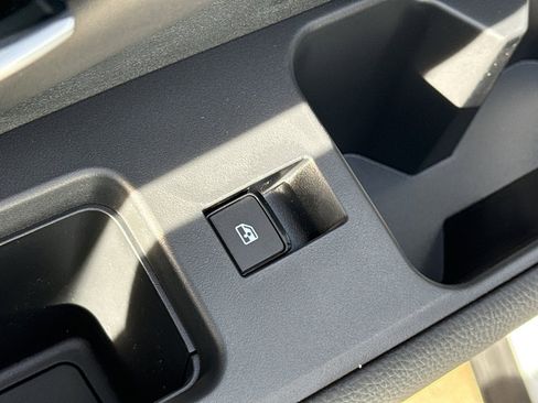 New 2026 Nissan Pathfinder Platinum image 31