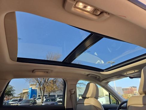 Used 2022 Lincoln Nautilus Reserve image 19