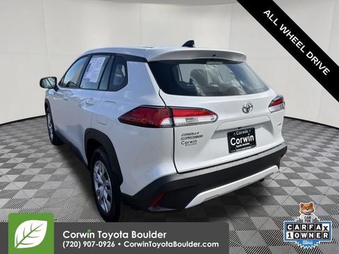 Used 2025 Toyota Corolla Cross L AWD/4WD image 4