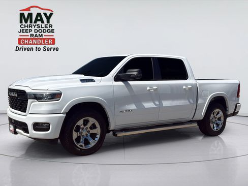 Used 2025 RAM 1500 Lone Star RWD image 3