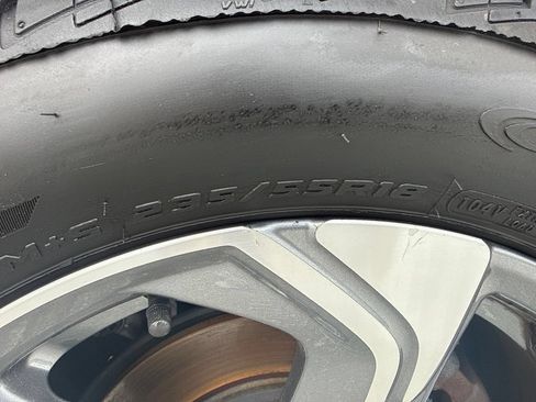 Used 2018 Honda CR-V EX image 23