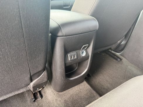 Used 2018 Chevrolet Colorado LT w/ Redline Special Edition RWD image 23