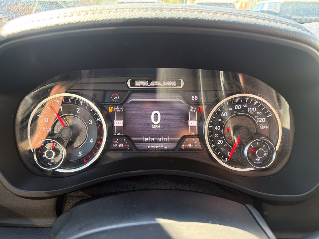 Used 2019 RAM 3500 Laramie AWD/4WD image 16