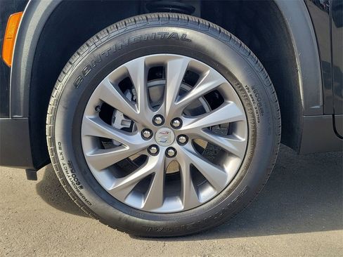 Used 2025 Buick Enclave Preferred image 32