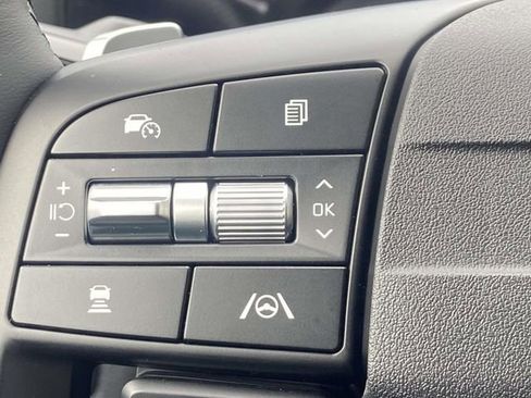 New 2026 Kia Sportage LX FWD image 17