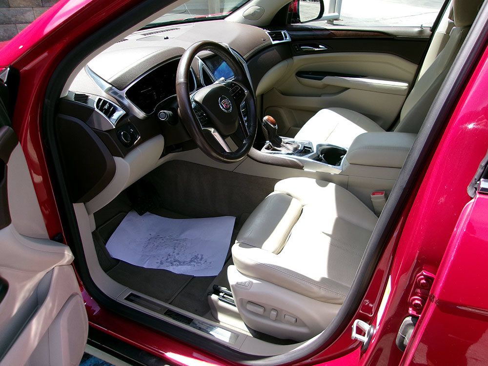 Used 2015 Cadillac SRX Luxury AWD/4WD image 13