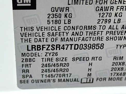 New 2026 Buick Envision Avenir image 32