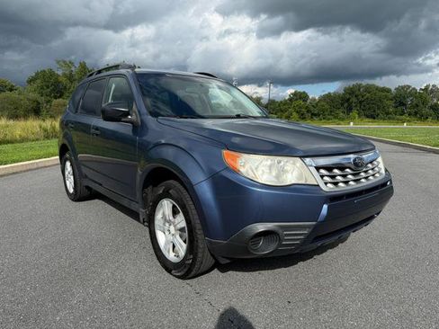 Used 2012 Subaru Forester 2.5X w/ Popular Pkg 1 AWD/4WD image 3