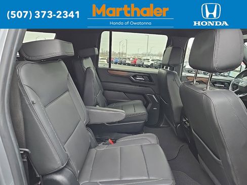 Used 2025 GMC Yukon XL Denali image 16