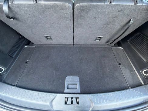 Used 2023 Ford Explorer ST-Line AWD/4WD image 52