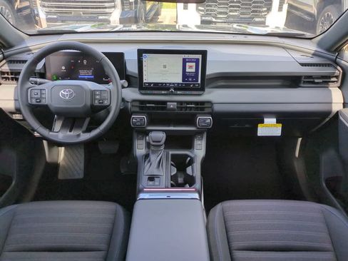 Used 2026 Toyota RAV4 SE AWD/4WD image 14