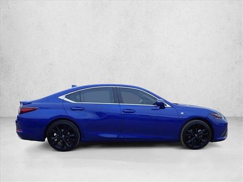 Used 2022 Lexus ES 350 F Sport image 5