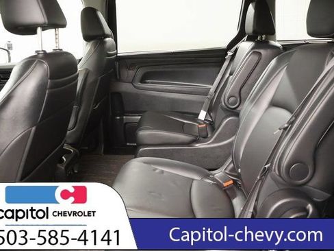 Used 2023 Honda Odyssey Touring image 32