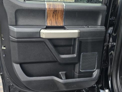 Used 2018 Ford F150 Lariat w/ Equipment Group 502A Luxury image 16